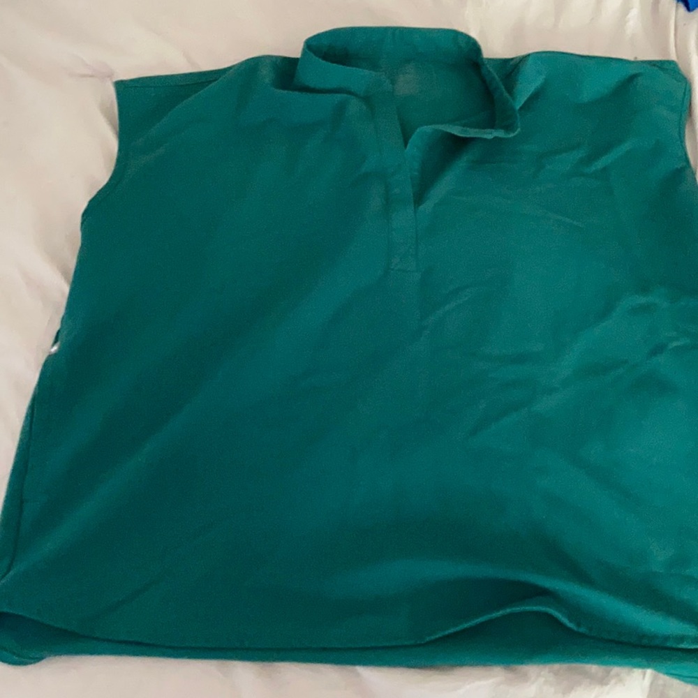 Hunter Green Rafaela